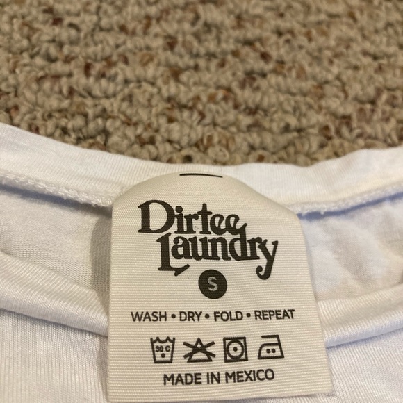 Cute bee tank top! - Picture 3 of 4